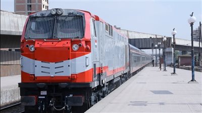 «النقل» تبدأ تحصيل تذاكر القطارات للأجانب بالدولار واليورو الشهر المقبل