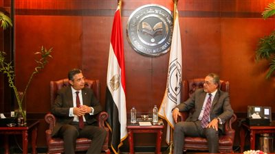 الهيئة العامة للاستثمار والبريد يبحثان أوجه التعاون المشترك