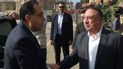 رئيس الوزراء يتابع سير إجراءات الإفراج الجمركي عن السلع والبضائع بميناء الإسكندرية