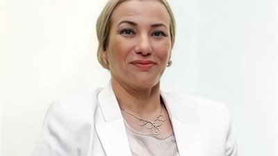 وزيرة البيئة تستعرض جهود تحسين البيئة الصناعية في 2022