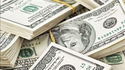 تراجع مفاجئ في سعر الدولار أمام الجنيه المصري خلال تعاملات اليوم 