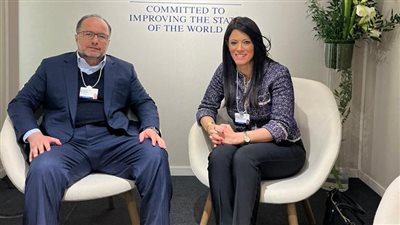 وزيرة التعاون الدولي تعقد لقاءات مكثفة مع شركاء التنمية خلال فعاليات «دافوس» 