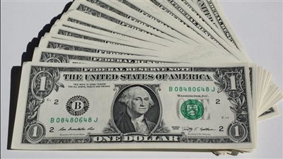 ارتفاع أسعار صرف الدولار مقابل الجنيه المصري في ختام تعاملات اليوم