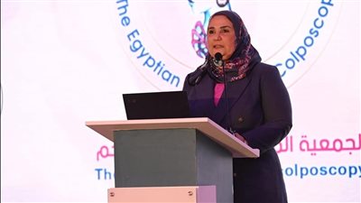 وزيرة التضامن الاجتماعي تفتتح المنتدى العربي لصحة المرأة وتتفقد معرض «ديارنا» 