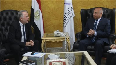 وزير النقل يبحث التعاون مع «UIC» في مجال سلامة السكك الحديدية 