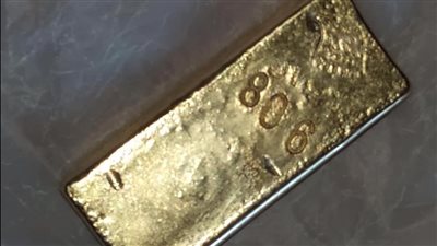 شعبة الذهب تحذر من محاولات بيع سبائك غير مطابقة للمواصفات بالمخالفة للقانون