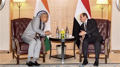 السيسي يستقبل نائب رئيس جمهورية الهند بمقر إقامته بنيودلهي 