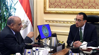 رئيس الوزراء يتابع الموقف التنفيذي لأعمال تطوير شركات «قطاع الأعمال»