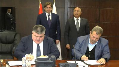 توقيع عقد إنشاء ورشة لصيانة عربات القطارات الروسية في مصر