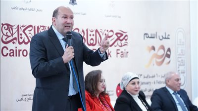 المنسق العام لمبادرة المشروعات الخضراء الذكية يستعرض أهم أهدافها بمعرض الكتاب