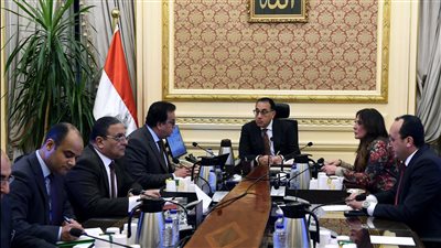 رئيس الوزراء يتابع موقف تنفيذ المبادرات الرئاسية في مجال الصحة العامة