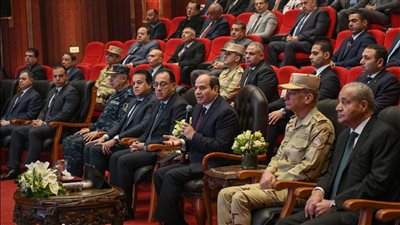 الرئيس السيسي: الدولة ملتزمة بتوفير المخزون الاستراتيجي من السلع