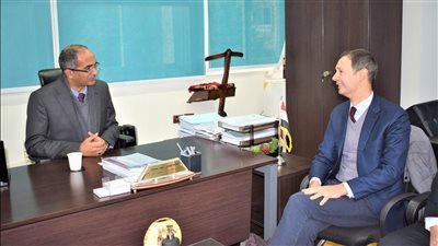 نائب وزير الإسكان يبحث مع الاتحاد الأوروبي تعزيز التعاون بقطاع المياه والصرف 