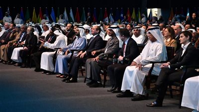  السيسي يشارك في جلسة «تمكين القطاع الخاص ودور الصندوق السيادي المصري» بقمة الحكومات