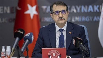 فاتح دونماز: أضرار جسيمة لحقت بالبنية التحتية للطاقة في تركيا عقب الزلزال