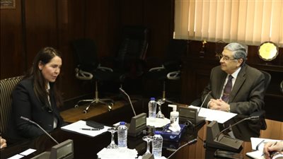 وزير الكهرباء يبحث فرص زيادة استثمارات «بريتش بتروليم» البريطانية في مصر 