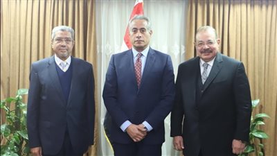 «القوى العاملة» تبحث مع «الغرف التجارية» توفير عِمالة مُدربة لسوق العمل الألماني والياباني