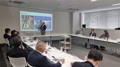 اقتصادية قناة السويس تبحث التعاون مع «ميتسوبيشي لوجيستيك» في إدارة الأرصفة البحرية