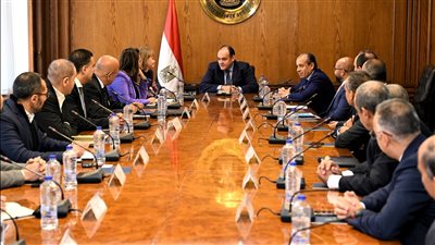 وزير التجارة: دعم ومساندة الاستثمارات الصناعية على رأس أولويات الحكومة