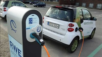 «معلومات الوزراء» يستعرض حوافز توطين صناعة السيارات الكهربائية في مصر