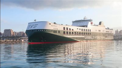 تداول 15 ألف طن بضائع عامة و745 شاحنة بموانئ البحر الأحمر