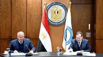 وزيرا البترول والنقل يناقشان دعم العمل المشترك لتطوير الموانئ البترولية المتخصصة
