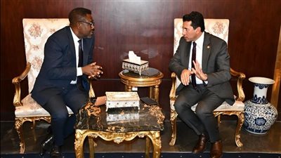 وزير الرياضة يفتتح بطولة إفريقيا للشباب باستاد القاهرة الدولي 