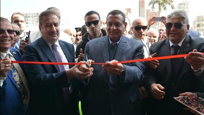 وزير التنمية المحلية ومحافظ المنوفية يفتتحان معارض «أهلا رمضان» 