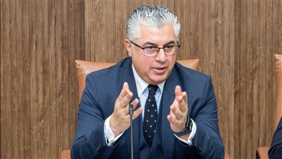 رئيس اقتصادية قناة السويس يلتقي وفد تيدا - مصر لتعزيز التعاون بين الجانبين