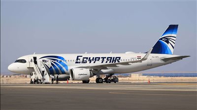 «مصر للطيران» توقع بروتوكول مع «سيفا» العالمية لتعزيز التعاون بمجال الشحن الجوي
