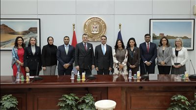 «السياحة» تبحث مع غرفة التجارة الأمريكية بالبحرين زيادة الحركة الوافدة إلى مصر