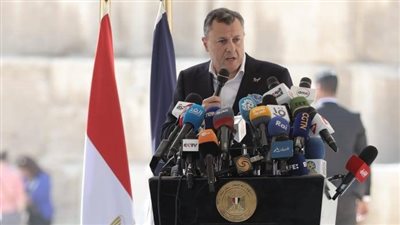 وزير السياحة يعلن تفاصيل مشروع استكشاف الأهرامات «سكان بيراميدز»