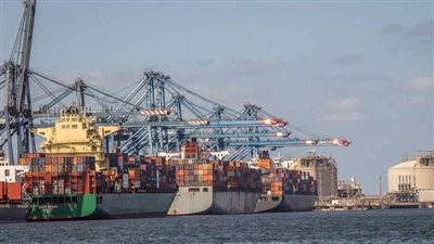 تداول 26 سفينة حاويات وبضائع بميناء دمياط خلال 24 ساعة