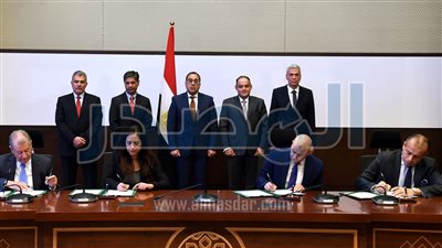 رئيس الوزراء يشهد توقيع خطاب نوايا في مجال التصنيع الطبي