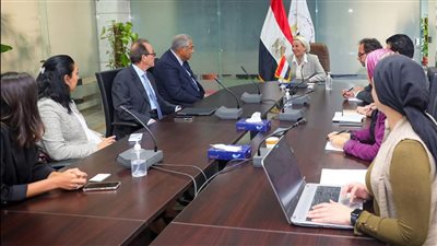 وزيرة البيئة تبحث آخر مستجدات الاستثمار في شهادات الكربون الطوعية 