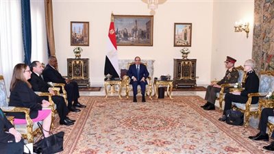 الرئيس السيسي يستقبل وزير دفاع الولايات المتحدة الأمريكية