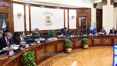 «مدبولي» يوجه الوزراء بمتابعة توافر السلع بالأسواق مع اقتراب شهر رمضان 