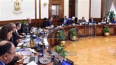  مجلس الوزراء يوافق على تعاقد بعض مراكز الشباب مع بنكي الأهلي ومصر