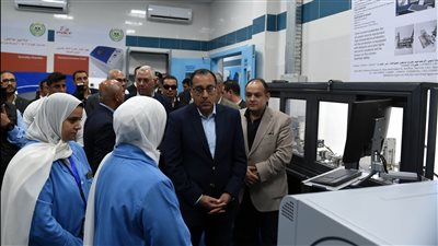 رئيس الوزراء يشهد افتتاح المعامل المركزية الجديدة بميناء العين السخنة