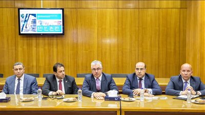 اقتصادية قناة السويس تناقش سبل التعاون مع غرفة التجارة الأمريكية اليونانية