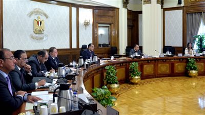 الحكومة تعلن الإفراج عن بضائع بـ 106.5 مليار دولار منذ أكتوبر 2021