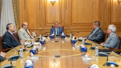 «الإنتاج الحربى» تبحث التعاون مع «فوجي سينو» الصينية لإنتاج الجراجات الذكية 