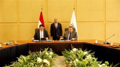 توقيع بروتوكول تعاون لإنشاء مصنع تالجو مصر لتصنيع عربات ركاب سكك حديدية