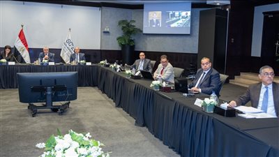 شراكة بين «اقتصادية قناة السويس» وموانئ أبو ظبي في مشروعات متنوعة