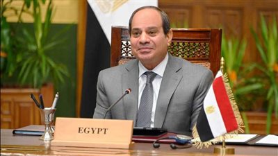 الرئيس السيسي يهنئ البابا تواضروس والأقباط بعيد القيامة