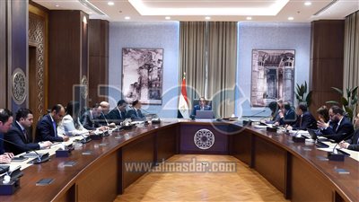 رئيس الوزراء يناقش مقترحات التوسع فى مشروعات المناطق الحرة الخاصة