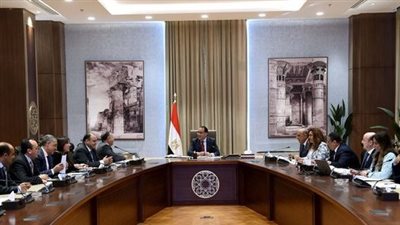 رئيس الوزراء يتابع جهود تطوير مدينة الأثاث بدمياط