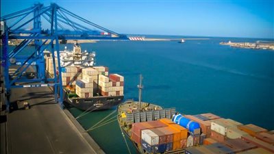 تداول 41 سفينة حاويات وبضائع بميناء دمياط خلال 24 ساعة