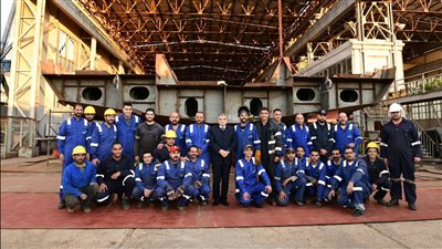 رئيس قناة السويس: تدشين القاطرات الجديدة خلال النصف الثاني من العام الجاري