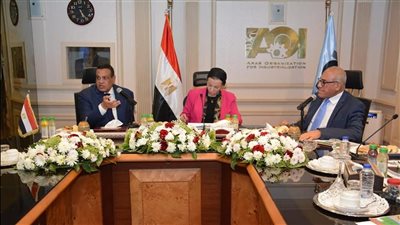 توقيع ملحق عقود مراحل تنفيذ منظومة المخلفات الصلبة البلدية